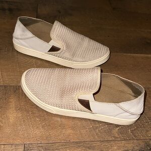 OluKai - Pehuea Slip-On Shoes Women Size 8